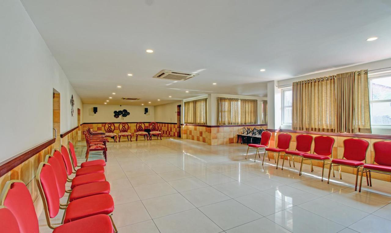 Treebo Prince Kottayam Bagian luar foto