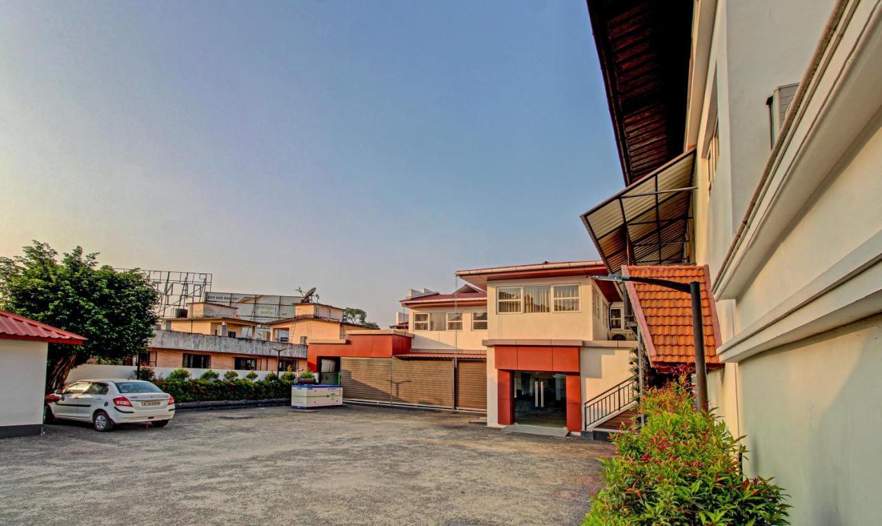 Treebo Prince Kottayam Bagian luar foto